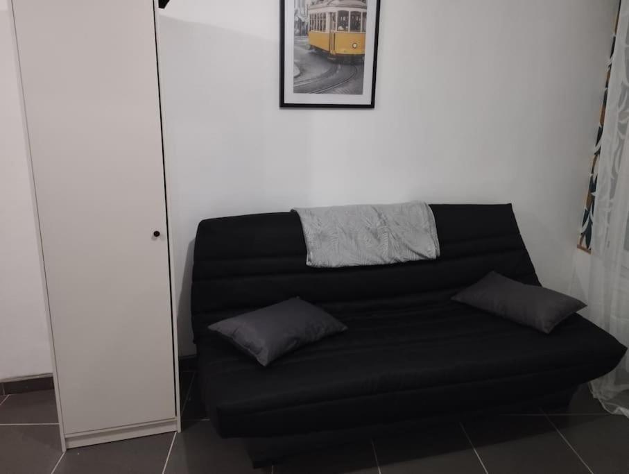 Studio Equipe Proche Aeroport Paris Cdg Apartment Vemars Exterior photo